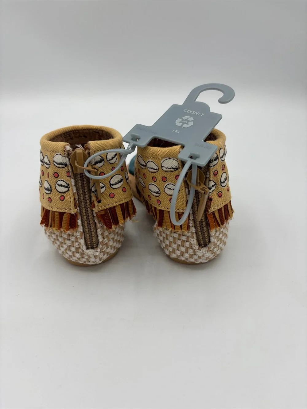 Disney Girl’s Moana Collections Seashell Print Sandals Size 7/8
